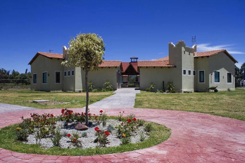 Teoticamp Hotel San Juan Teotihuacán Exterior foto